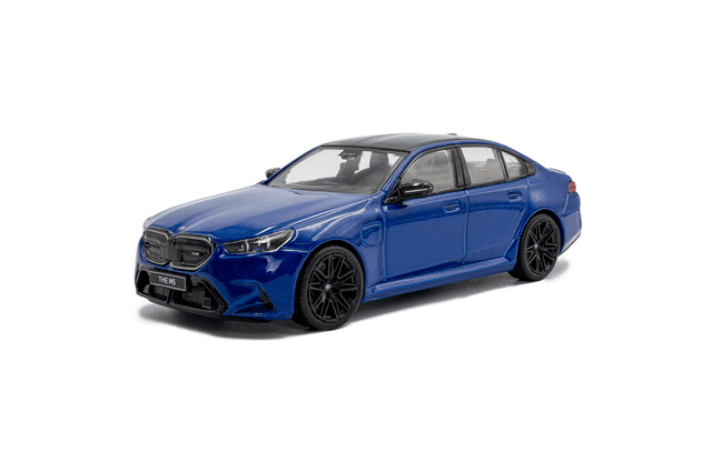 BMW M5 SEDAN – MARINA BAY BLUE – 2024 S4317551 product image