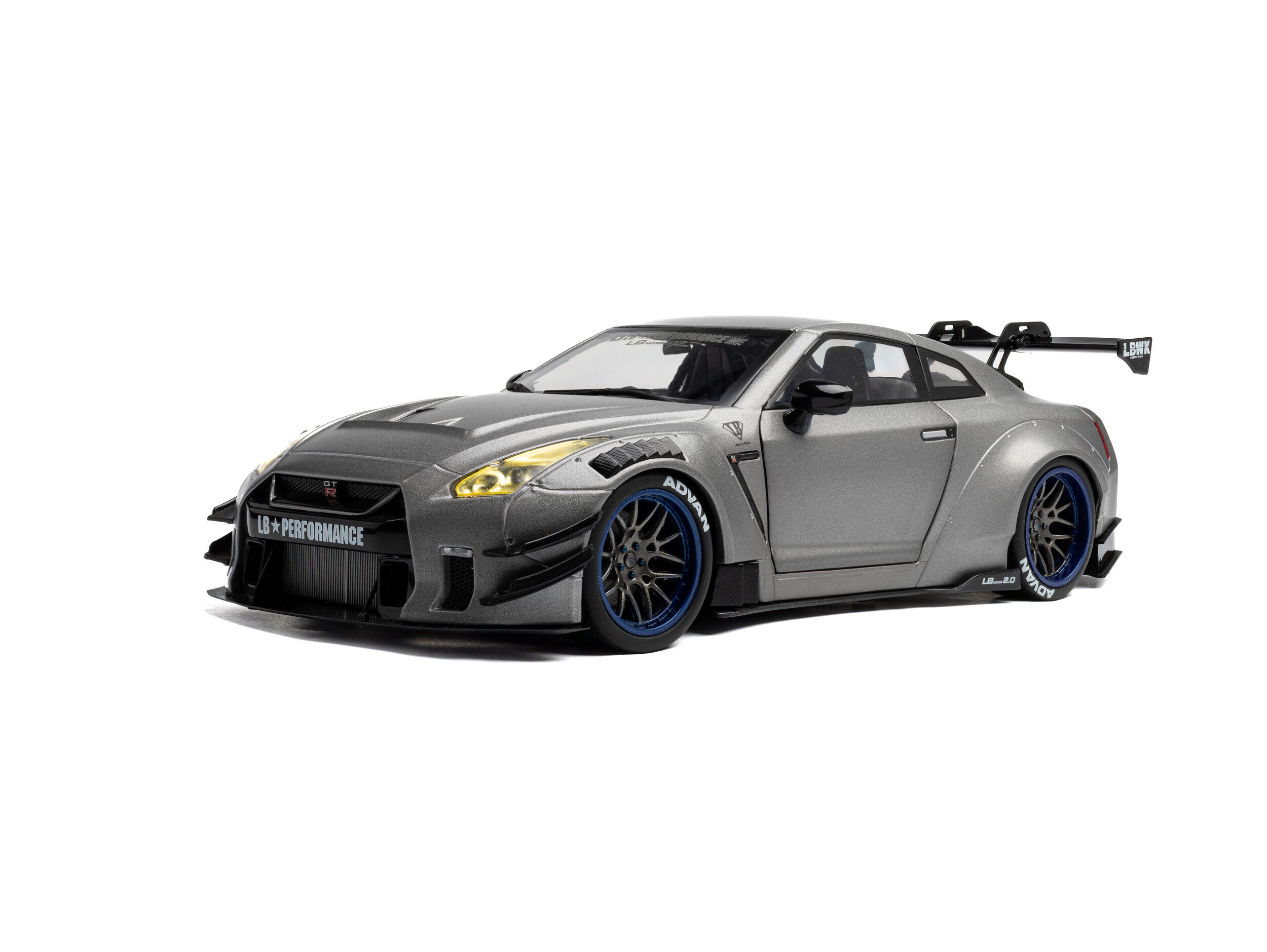 NISSAN GT-R (R35) W/ LIBERTY WALK BODY KIT 2.0 2023 421185915STI