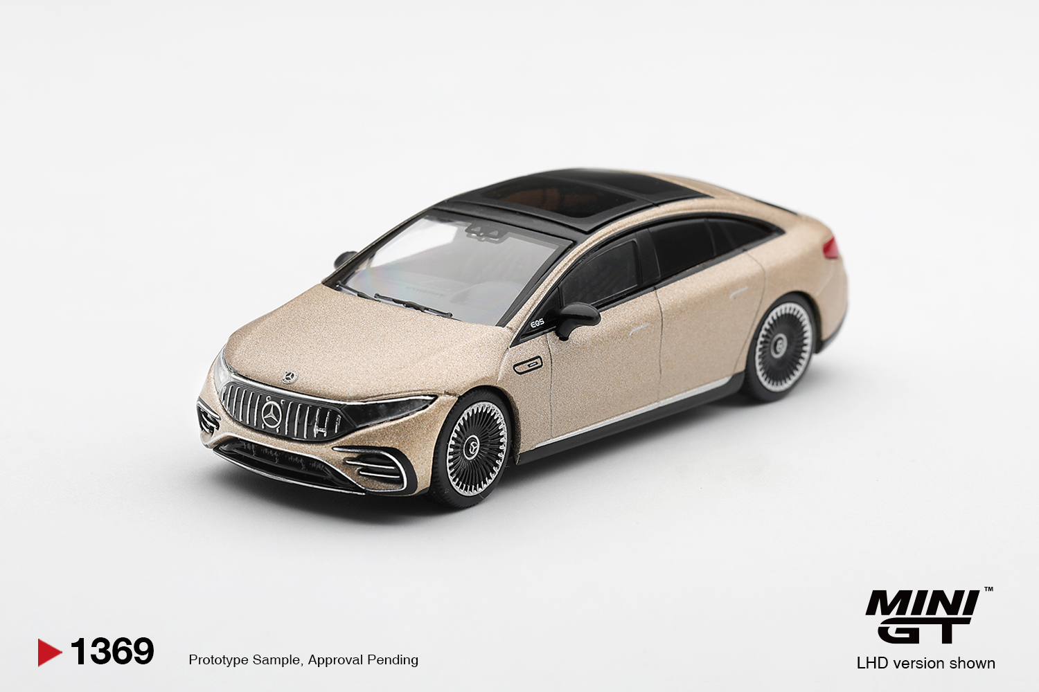 PREORDER MERCEDES-AMG EQS 53 GOLD
