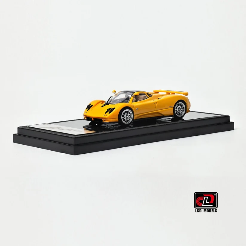 PAGANI ZONDA C12 YELLOW
