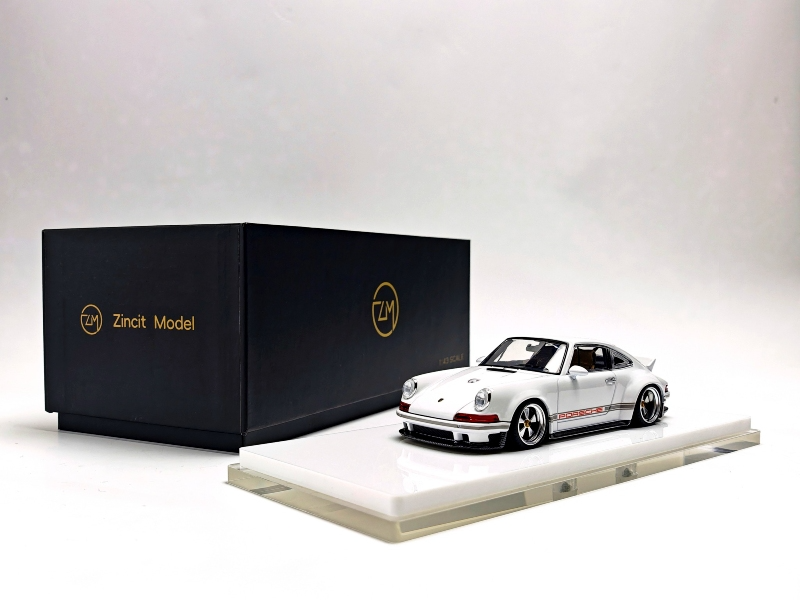 PORSCHE 911 SINGER DLS LIGHT WHITE