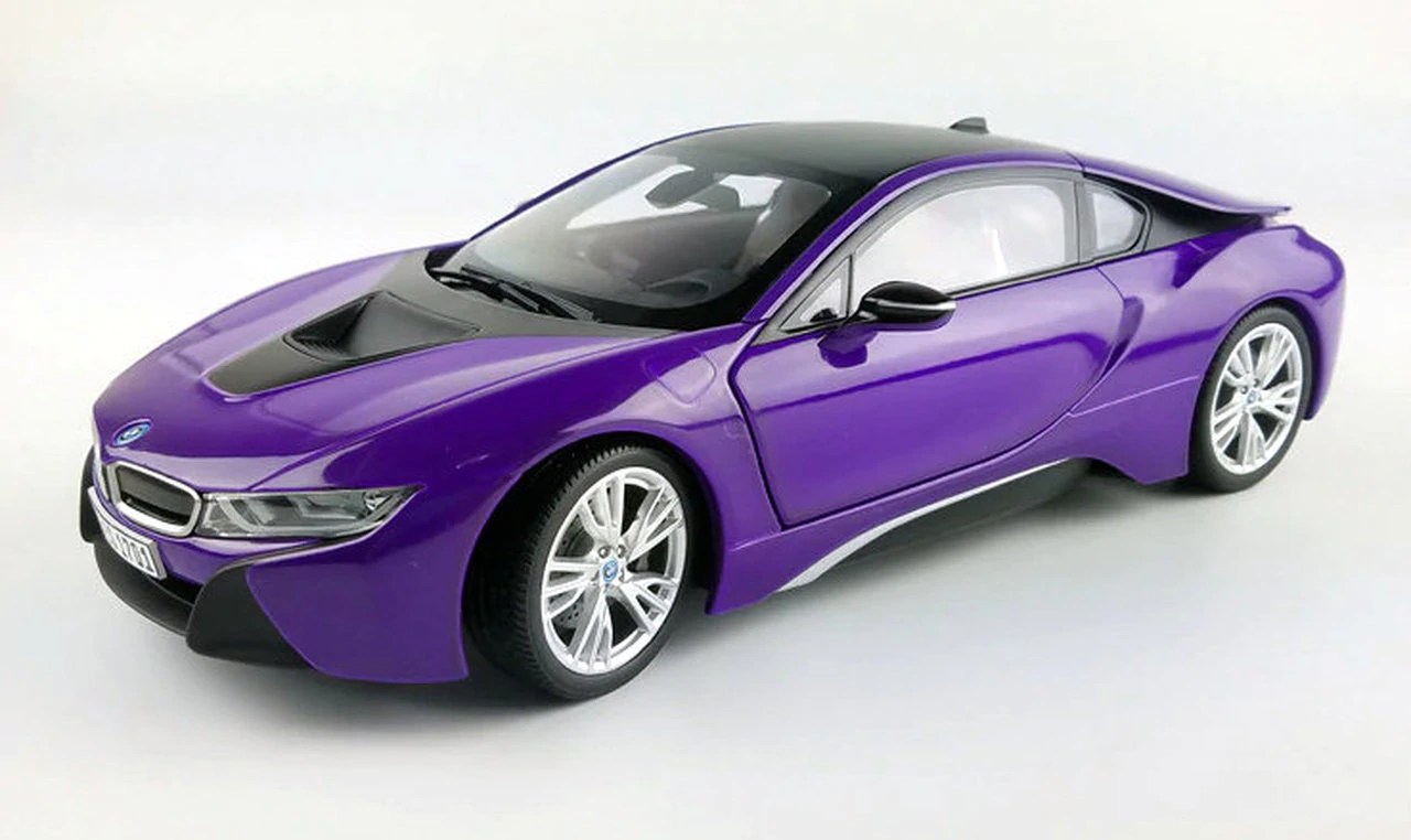 BMW I8 PURPLE PEARL