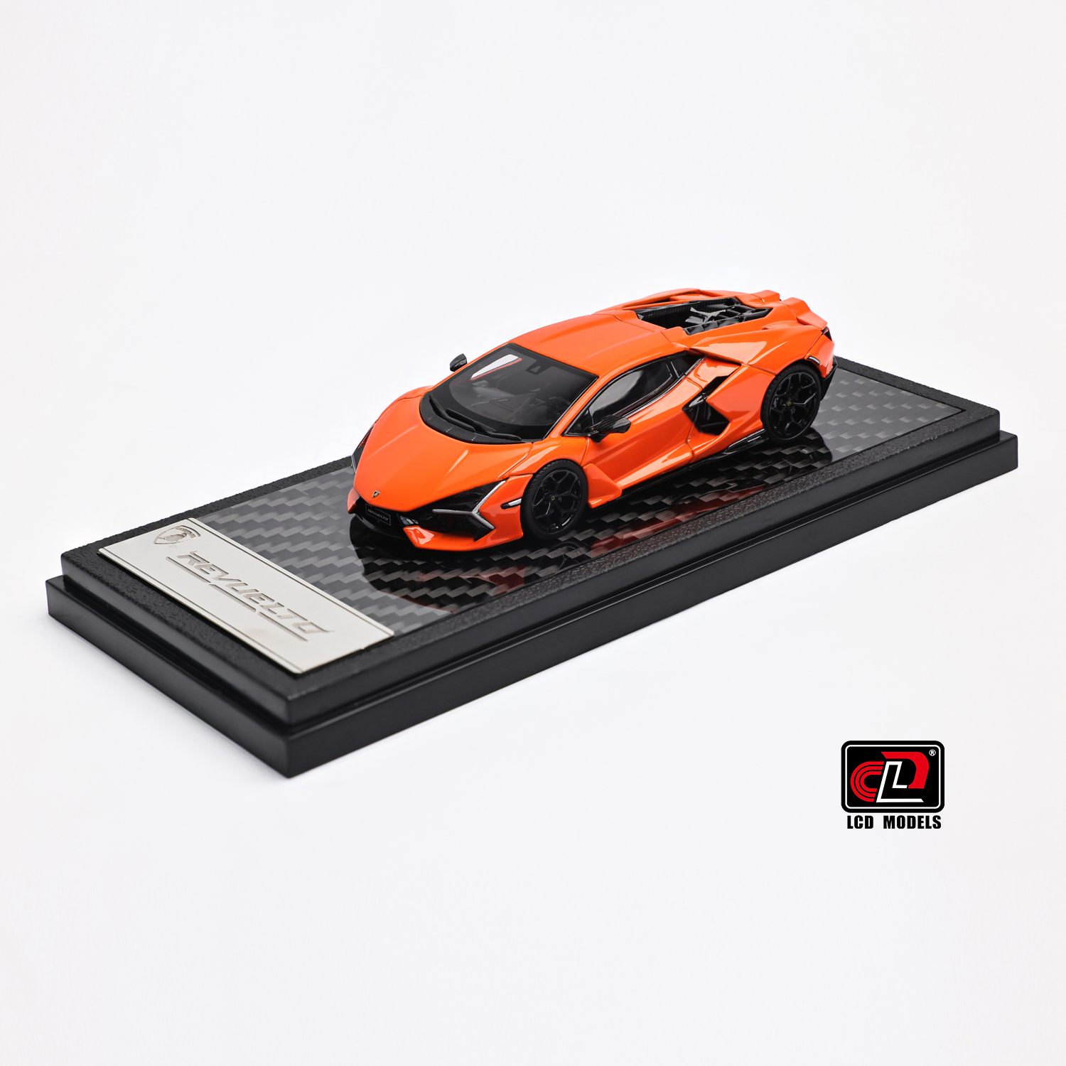 LAMBORGHINI REVUELTO ORANGE