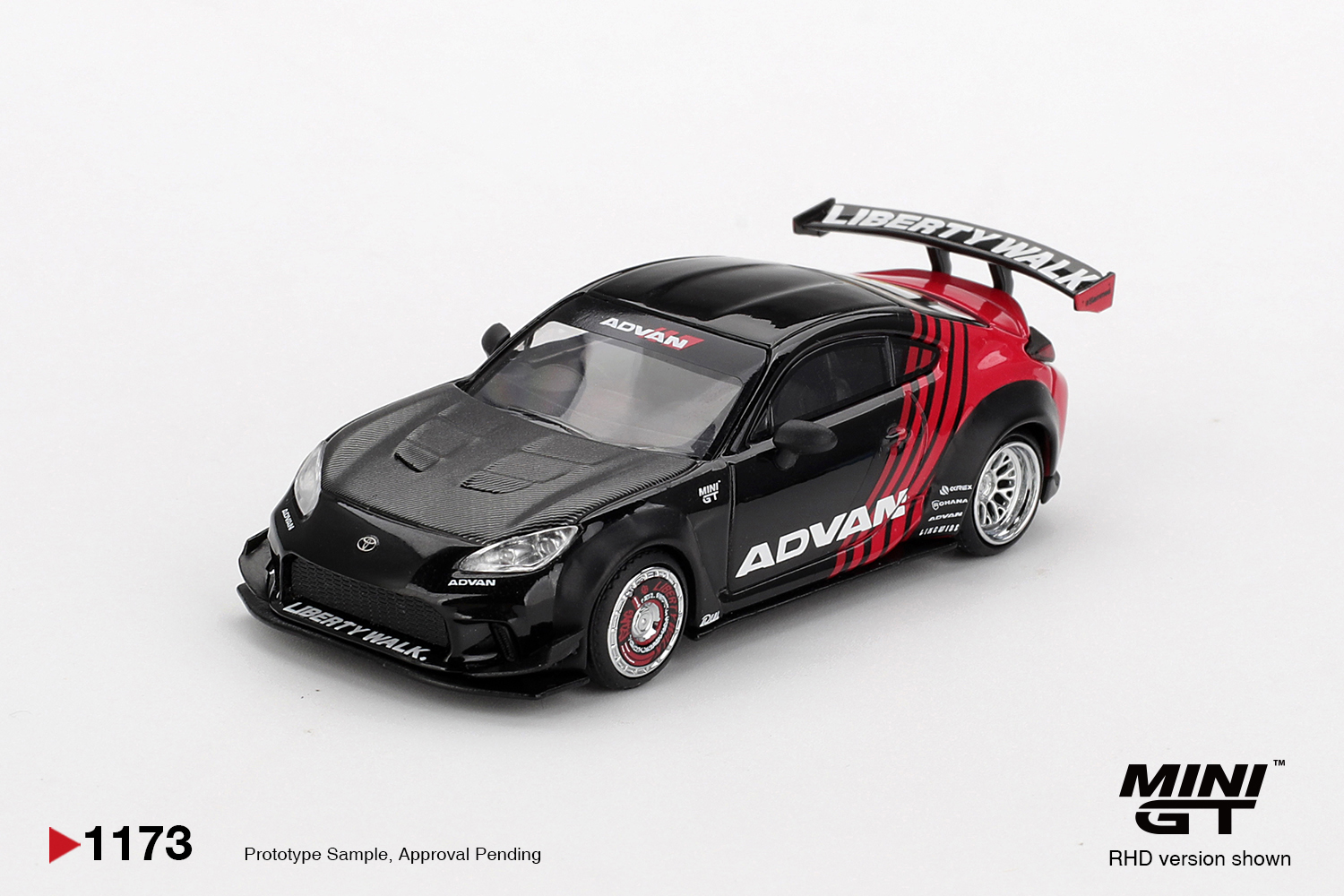 TOYOTA GR86 LB NATION ADVAN 