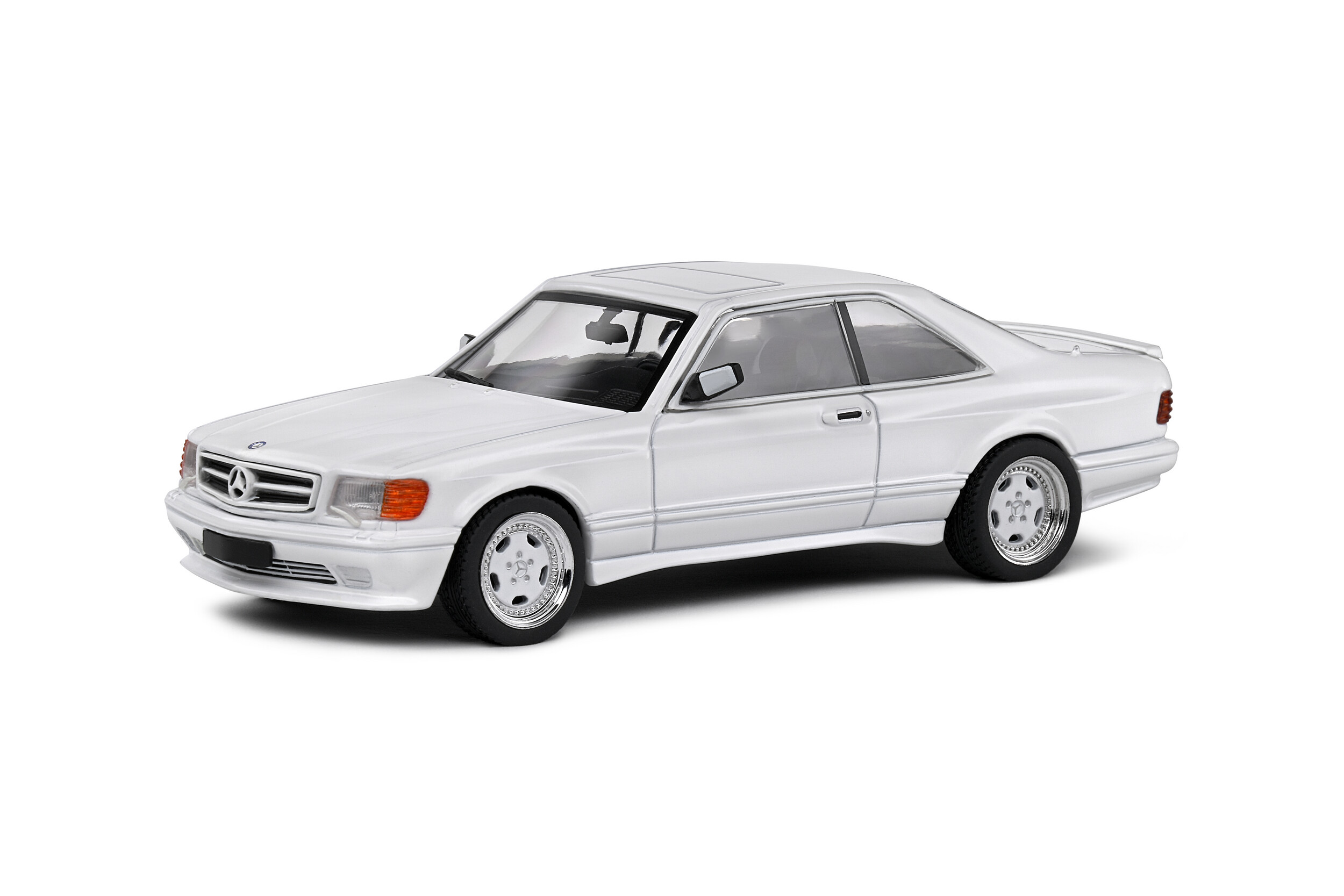 MERCEDES SEC 560 AMG WIDEBODY – CLASSIC WHITE – 1990 S4310904