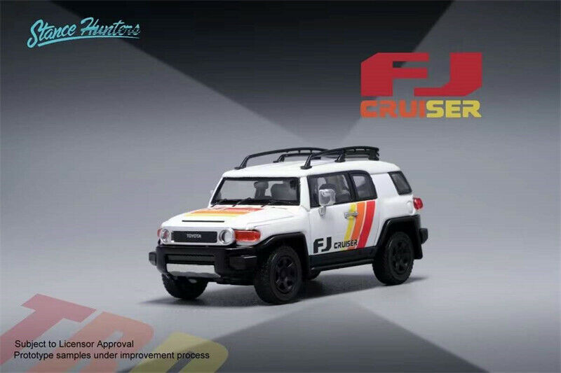 TOYOTA FJ CRUISER XJ10 WHITE | KarzandDolls