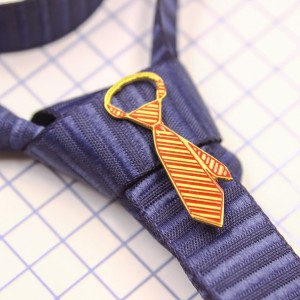 THE TIE LAPEL PIN