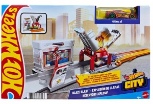 HOT WHEELS BLAZE BLAST PLAYSET FJN36