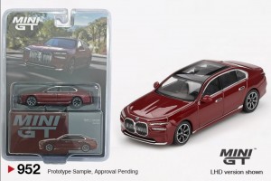 MINI GT BMW I7 XDRIVE60 AVENTURIN