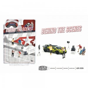 BEHIND THE SCENES 4 FIGURES  6 ACCESSORIES FIGURE SET 