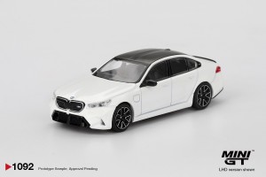 PREORDER MINI GT BMW M5 ALPINE WHITE