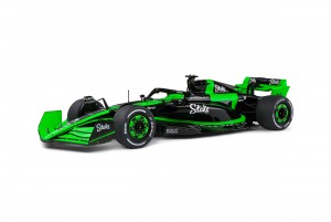 KICK SAUBER F1 TEAM C44 SHOWCAR VERSION BLACK AND GREEN S1811104