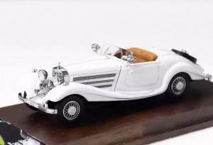 MERCEDES-BENZ 500K VINTAGE CAR WHITE