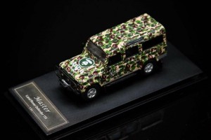 LAND ROVER DEFENDER 110 AAPE