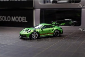 PORSCHE 911 GT3 RS GREEN