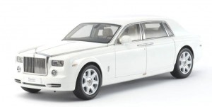 ROLLS ROYCE PHANTOM EXTENDED ENGLISH WHITE 