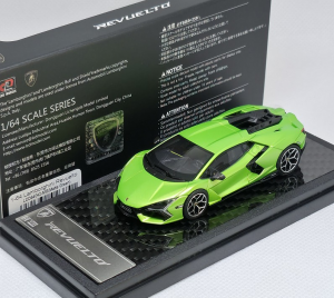 LAMBORGHINI REVUELTO MATTE GREEN