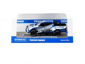 TOYOTA HILUX TOYO TIRES - HOBBY64